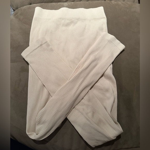 Zara ribbed seamless set - Picture 11 of 11